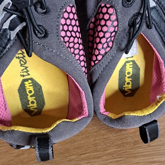 Vibram FiveFingers KMD LS Women’s 8 (EU 39) Gray Black Pink Minimalist Shoes - Picture 9 of 11